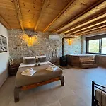 Luxury Of Lagkadaki