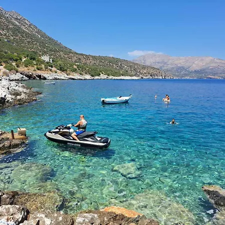 Luxury Of Lagkadaki * Argilia