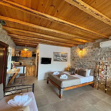 Luxury Of Lagkadaki