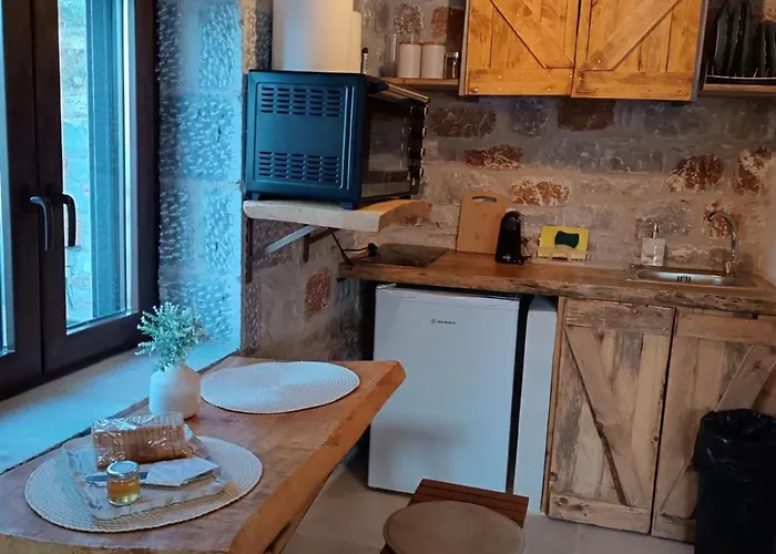 Luxury Of Lagkadaki * Argilia