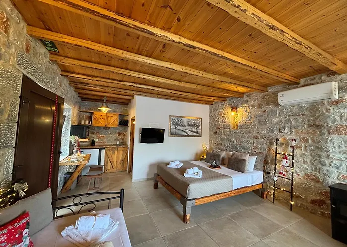 Luxury Of Lagkadaki