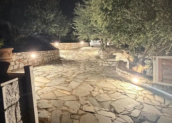 Luxury Of Lagkadaki 아파트