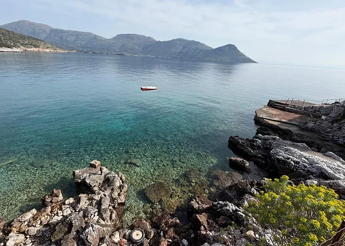 Luxury Of Lagkadaki * Argilia